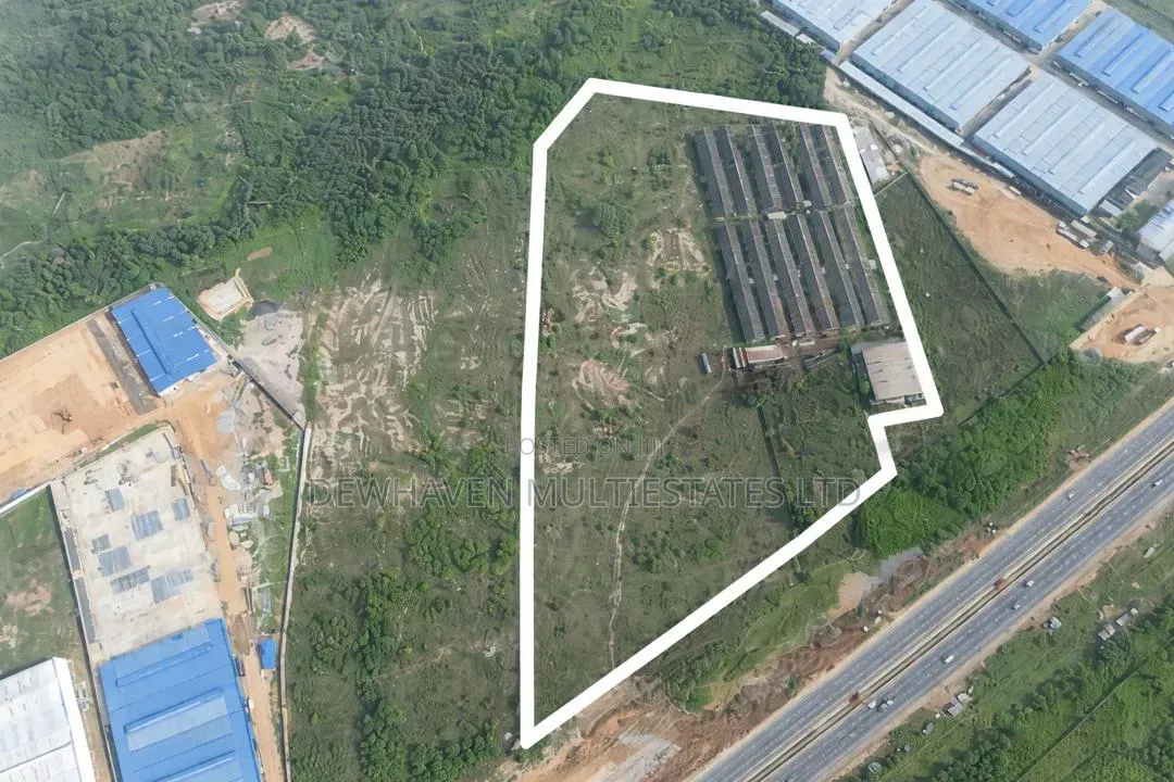 Warehouses With Large Compound for Sale in Obafemi-Owode
