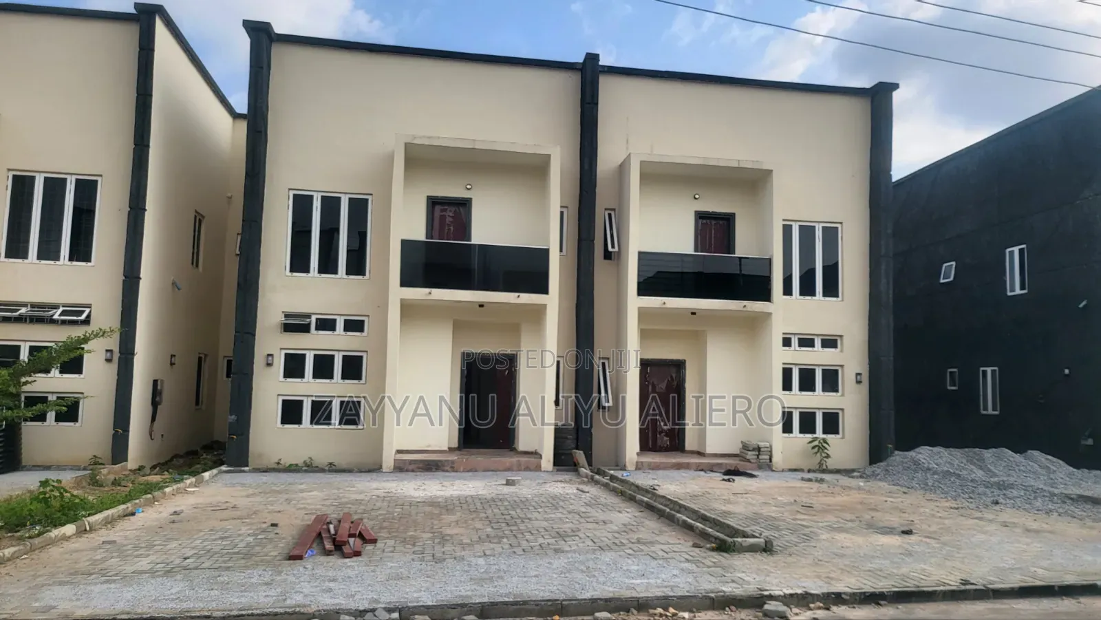 Furnished 4bdrm Townhouse/Terrace in Fair Home Garden, Karsana for sale in Karsana