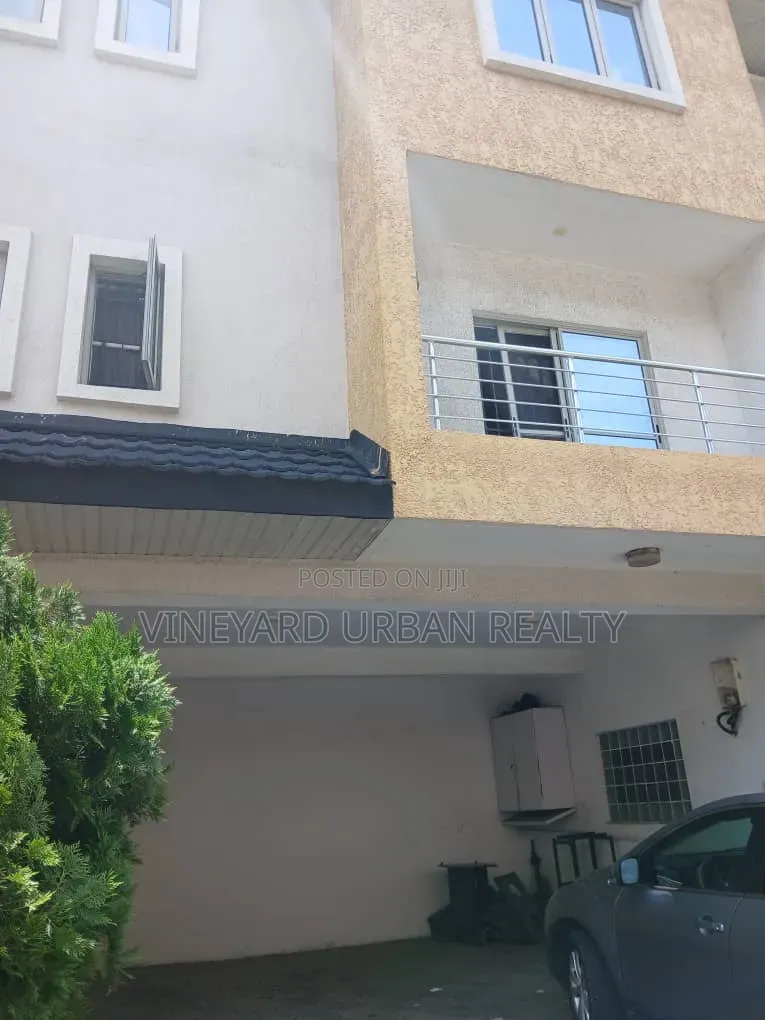 Furnished 3bdrm Duplex in Ikate for rent in Ikate