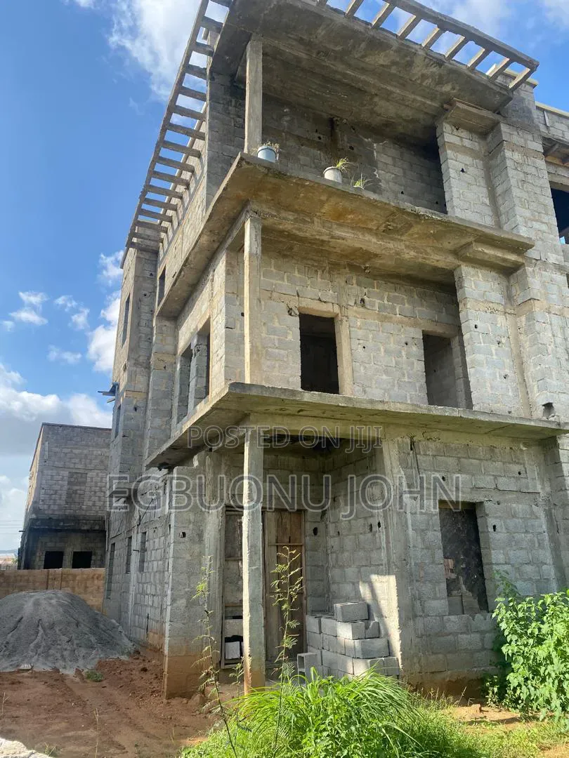 6bdrm Duplex in Maralago Estate, Dei-Dei for sale in Dei-Dei