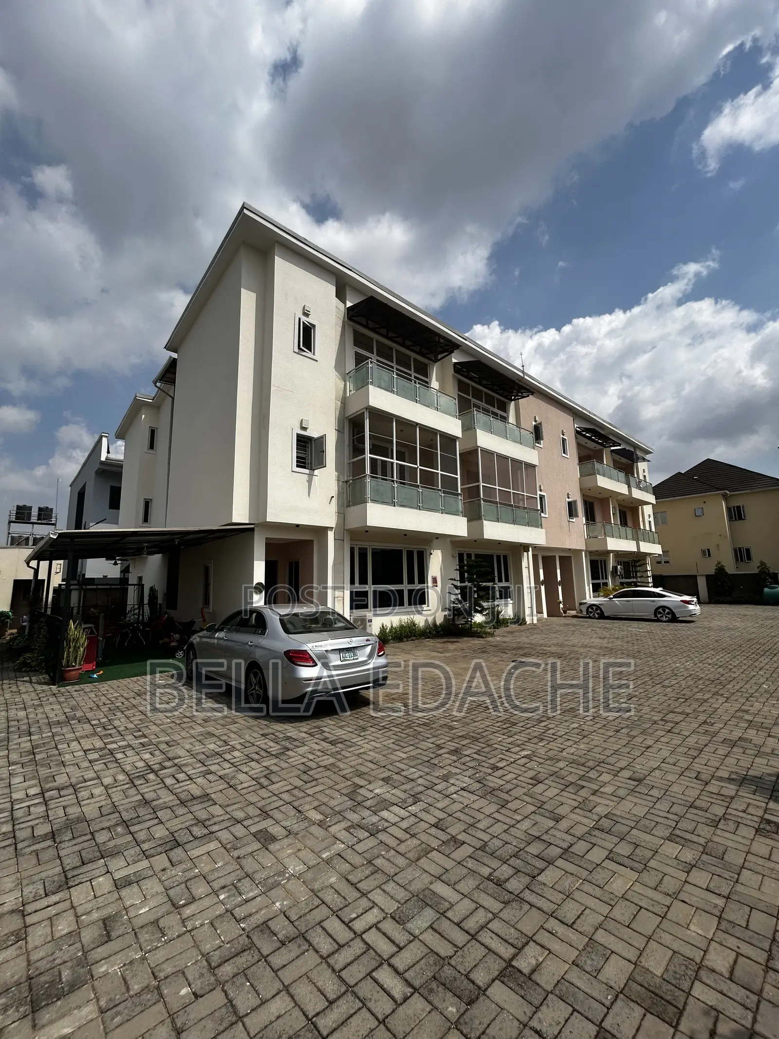 4bdrm Apartment in Jahi for sale in Jahi