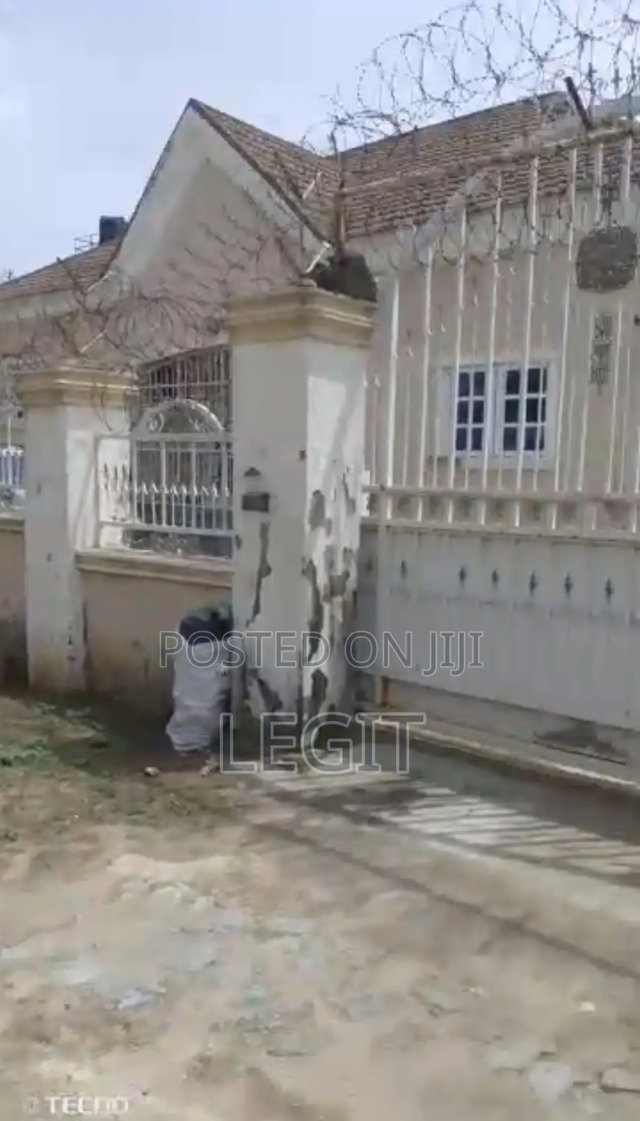 3bdrm Bungalow in Lugbe District for sale in Lugbe District