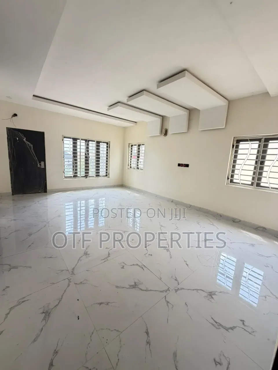 5bdrm Duplex in Guzape District for sale in Guzape District
