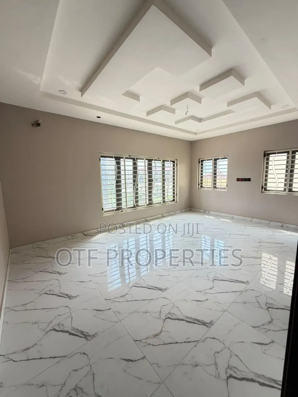 5bdrm Duplex in Guzape District for sale in Guzape District
