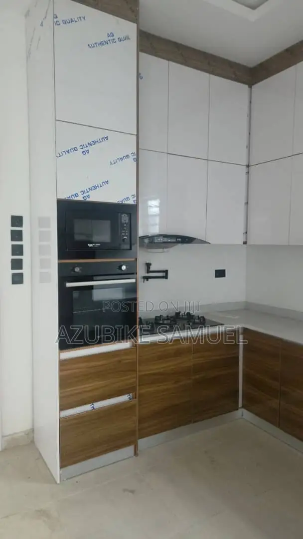 Furnished 3bdrm Apartment in Ikeja Gra, Lagos for sale in Ikeja GRA