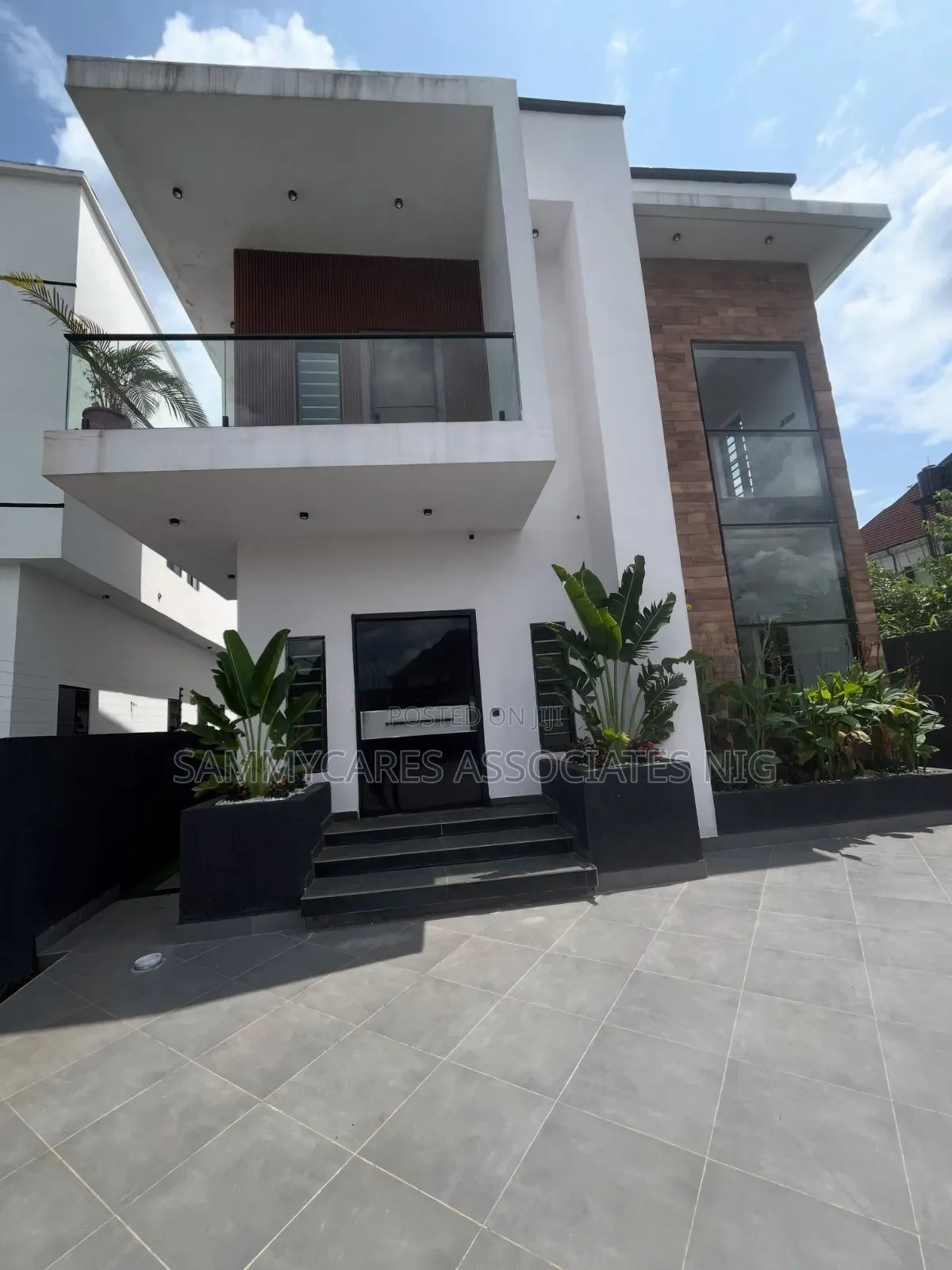 Furnished 4bdrm Duplex in Enugu for sale in Enugu
