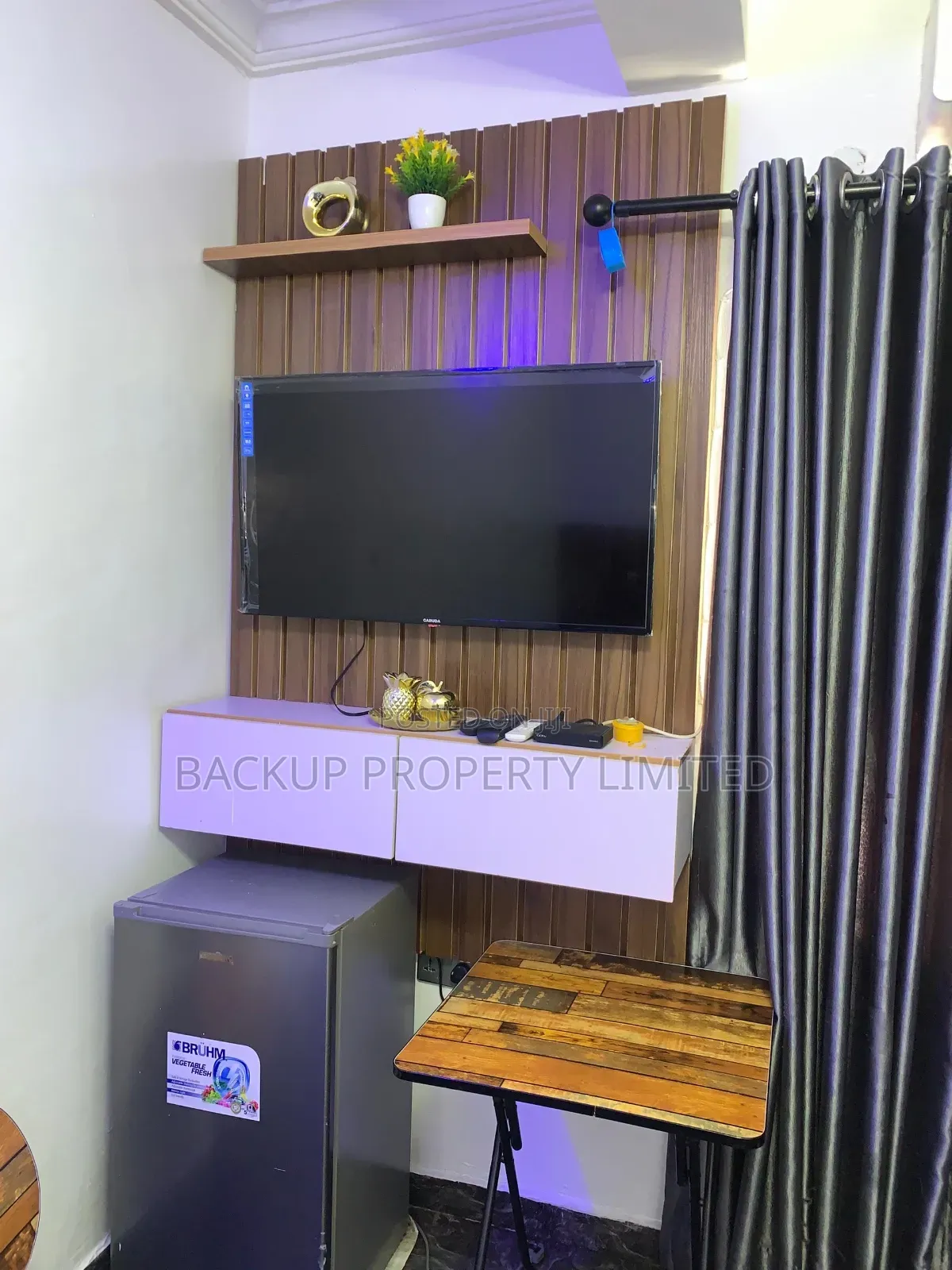 A Well Furnished Studio Apartment for Weekly Booking in Fola Agoro