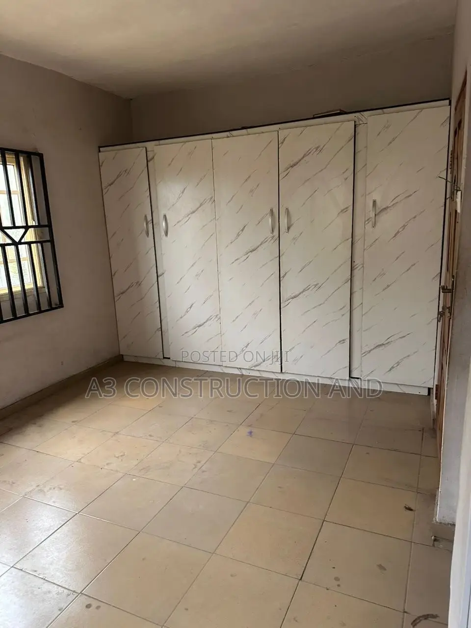 3bdrm Block of Flats in General Gas, Behind for rent in Akobo
