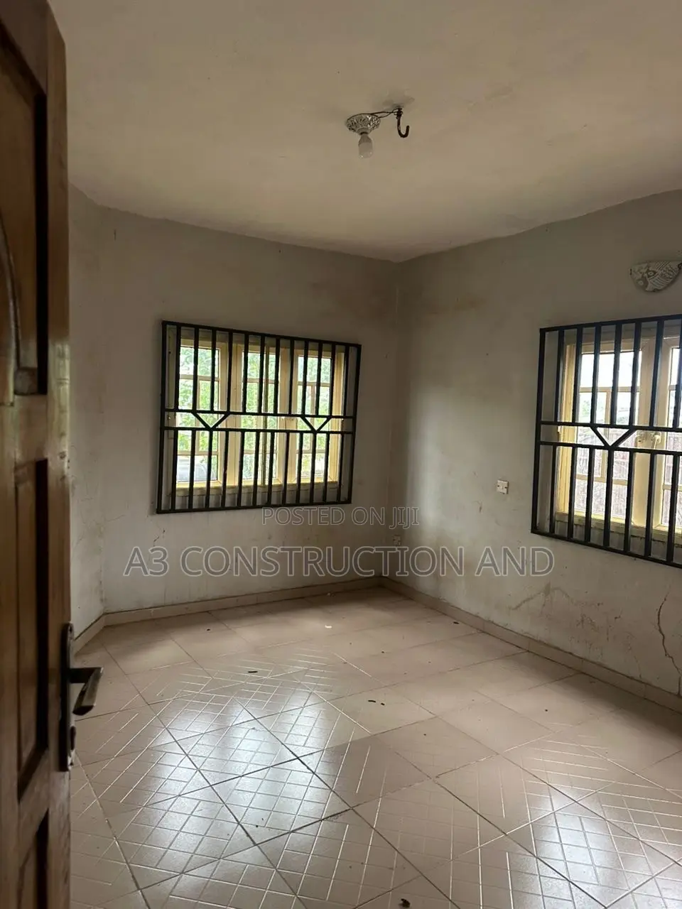 3bdrm Block of Flats in General Gas, Behind for rent in Akobo