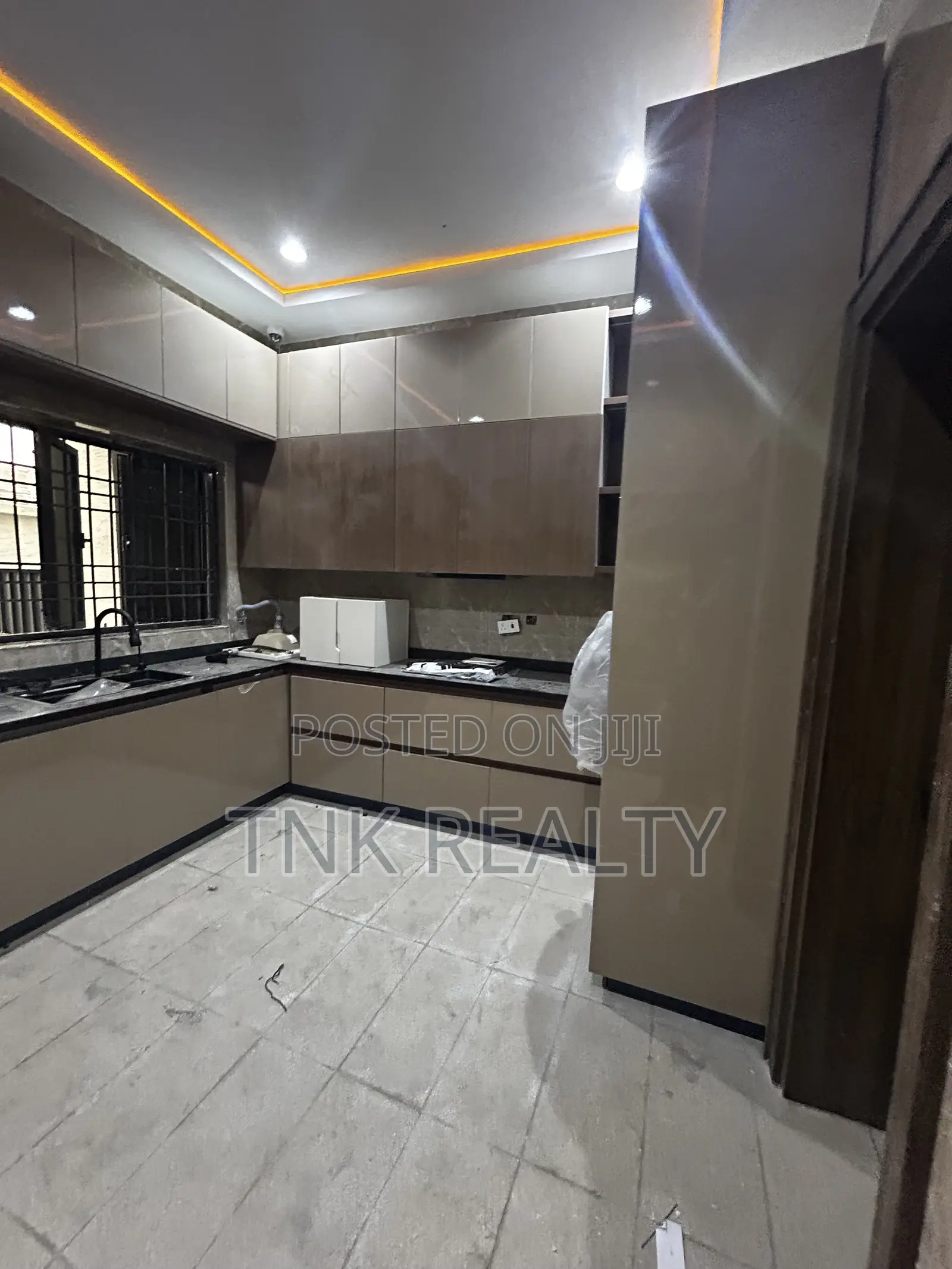 4bdrm Duplex in Jahi for sale in Jahi
