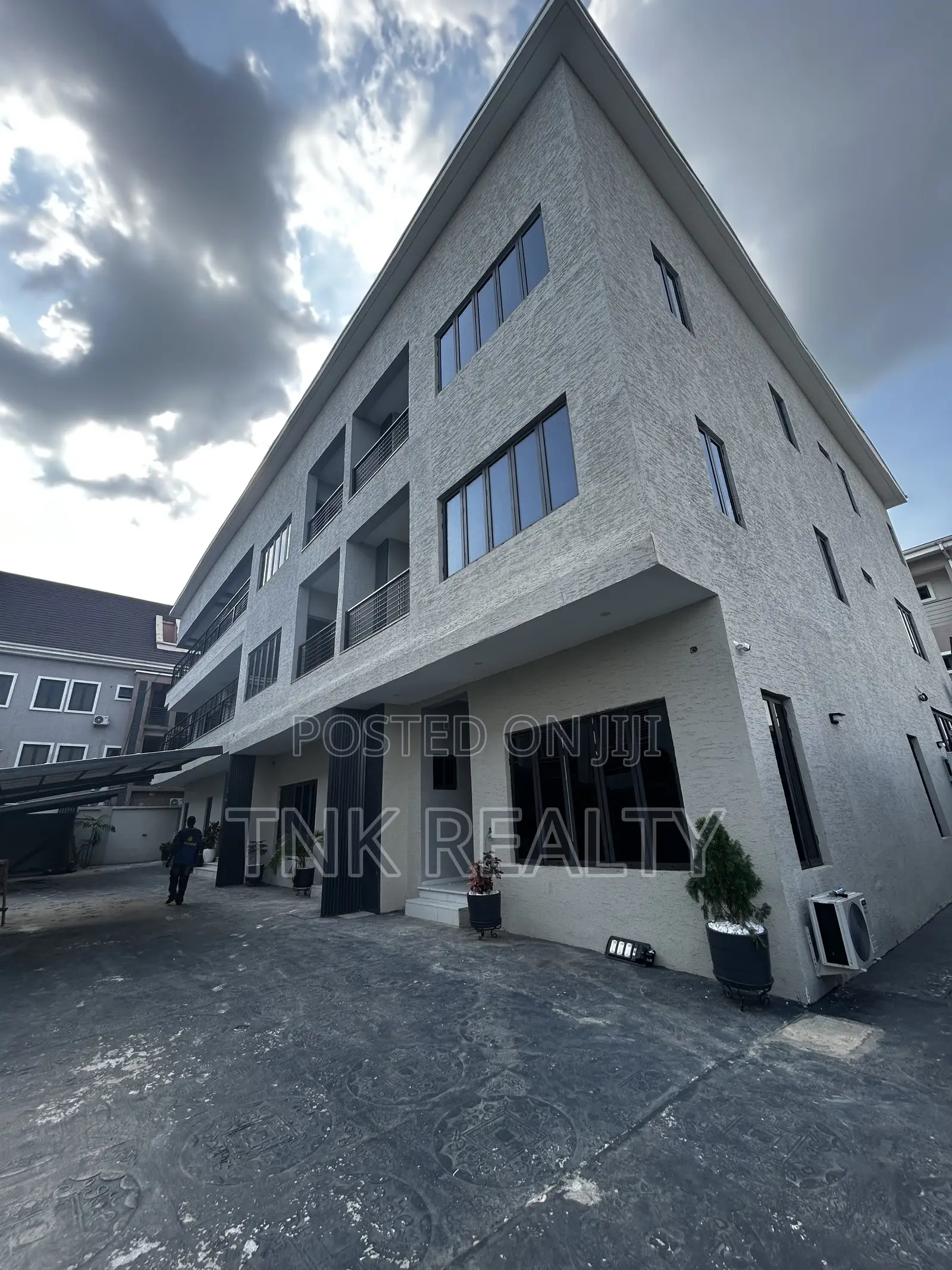 4bdrm Duplex in Jahi for sale in Jahi