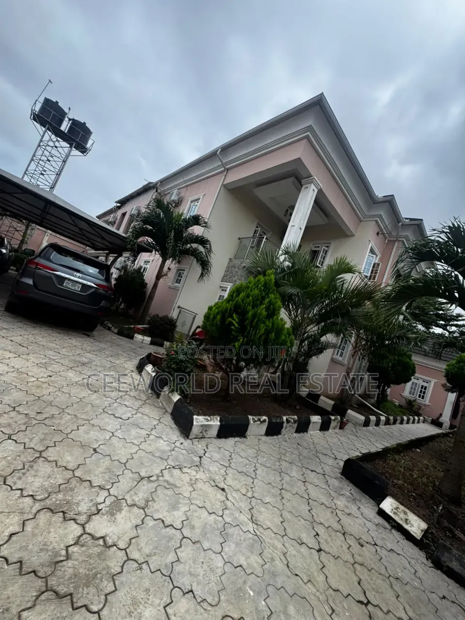 6bdrm Duplex in Iyana Eyinni Estate, CHallenge / Ibadan for rent in CHallenge / Ibadan