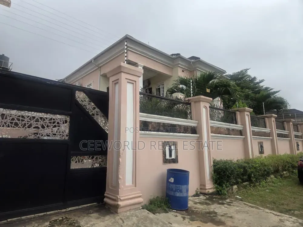6bdrm Duplex in Iyana Eyinni Estate, CHallenge / Ibadan for rent in CHallenge / Ibadan