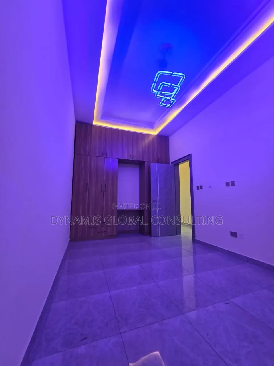 Furnished 5bdrm Duplex in Omole Phase 2 for rent in Omole Phase 2
