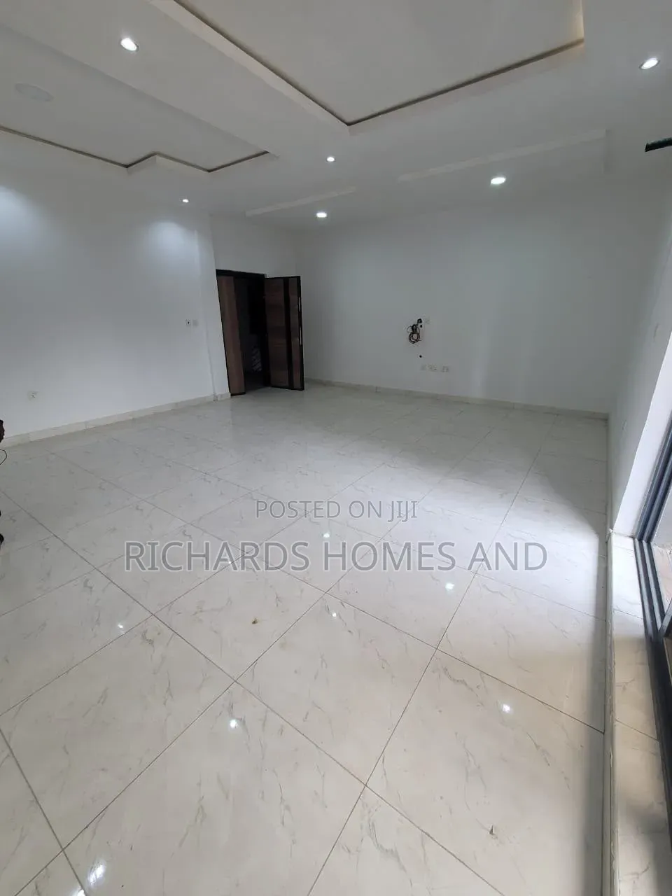 2bdrm Apartment in Lekki Phase 1 for rent in Lekki Phase 1