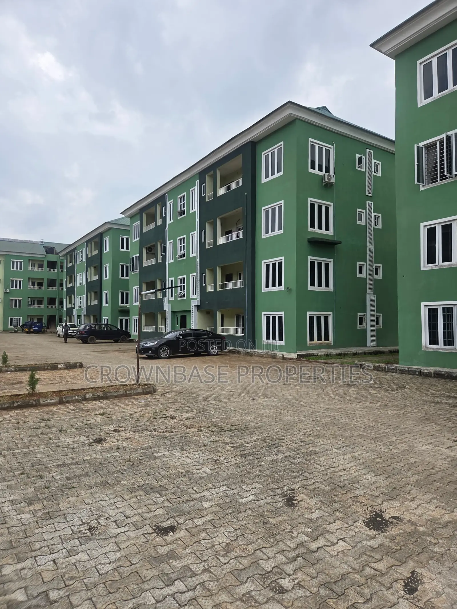 3bdrm Apartment in Ipaja Road for sale in Ipaja Road