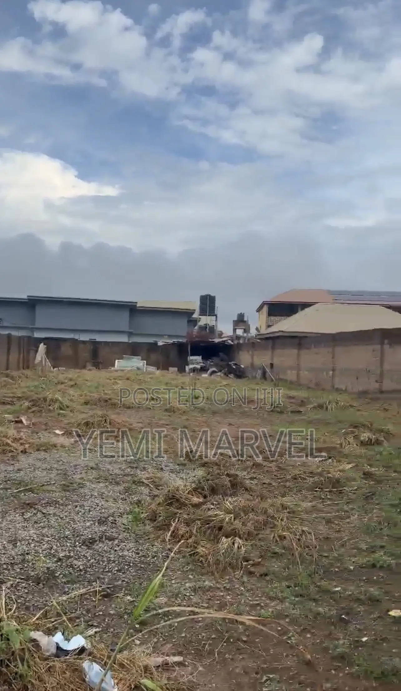 600sqm Fenced and Gated Commercial Plot of Land at Taska Area in Akala Express