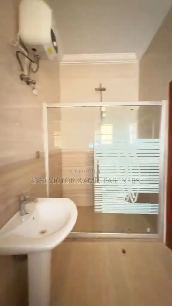 4bdrm Duplex in Life Camp for rent in Life Camp