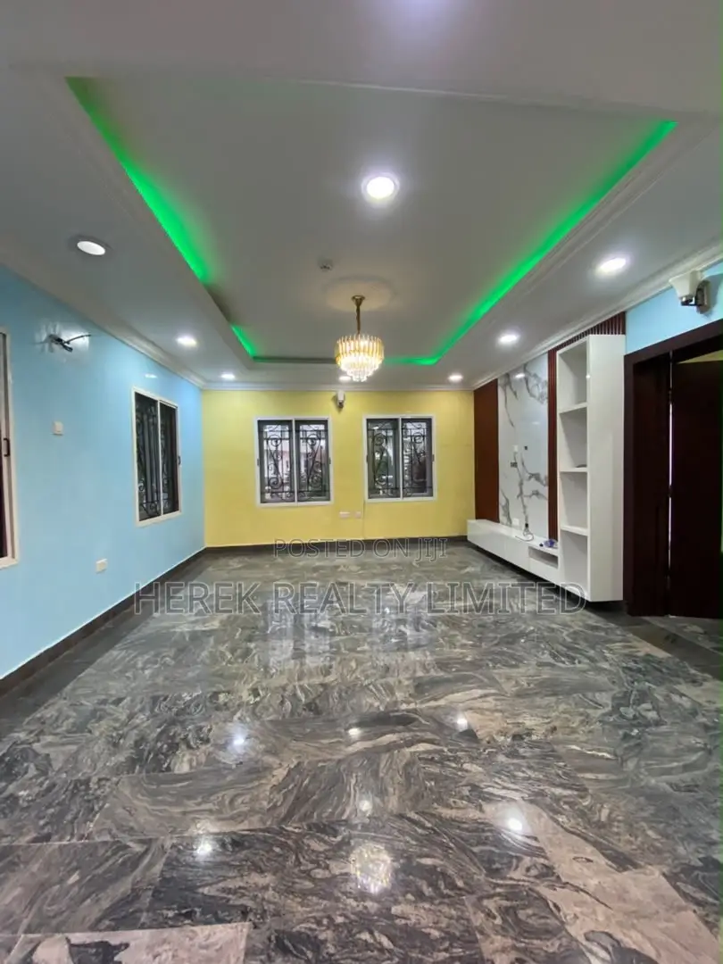 5bdrm Duplex in Victory Park, Osapa london for rent in Osapa london