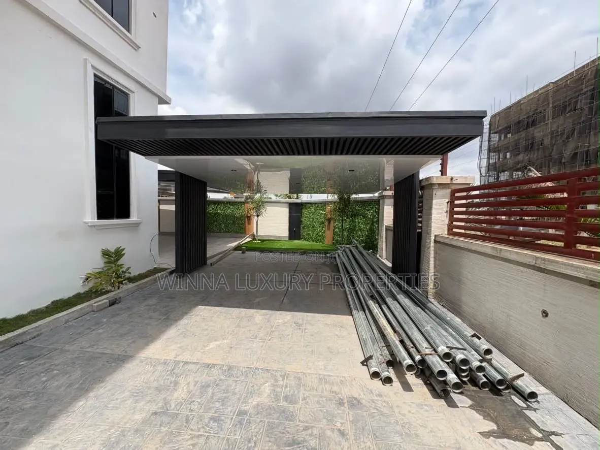 6bdrm Duplex in Durumi By American for sale in Durumi