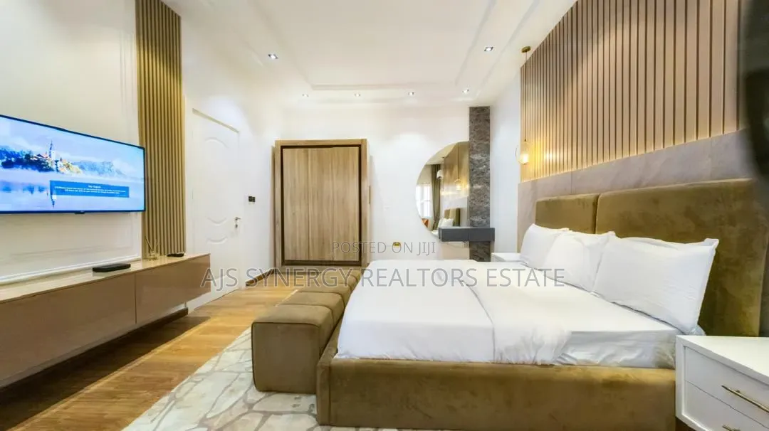 Furnished 3bdrm Apartment in Lekki Phase 1 for rent in Lekki Phase 1