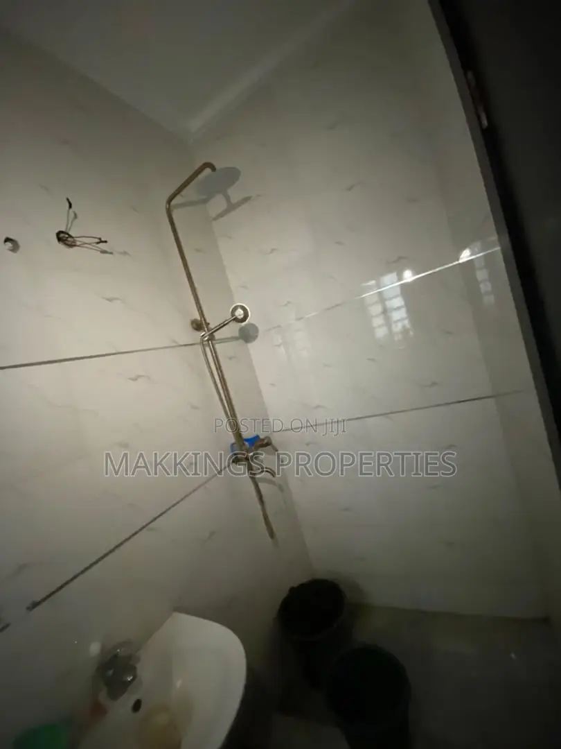 1bdrm Apartment in Jakande for rent in Jakande