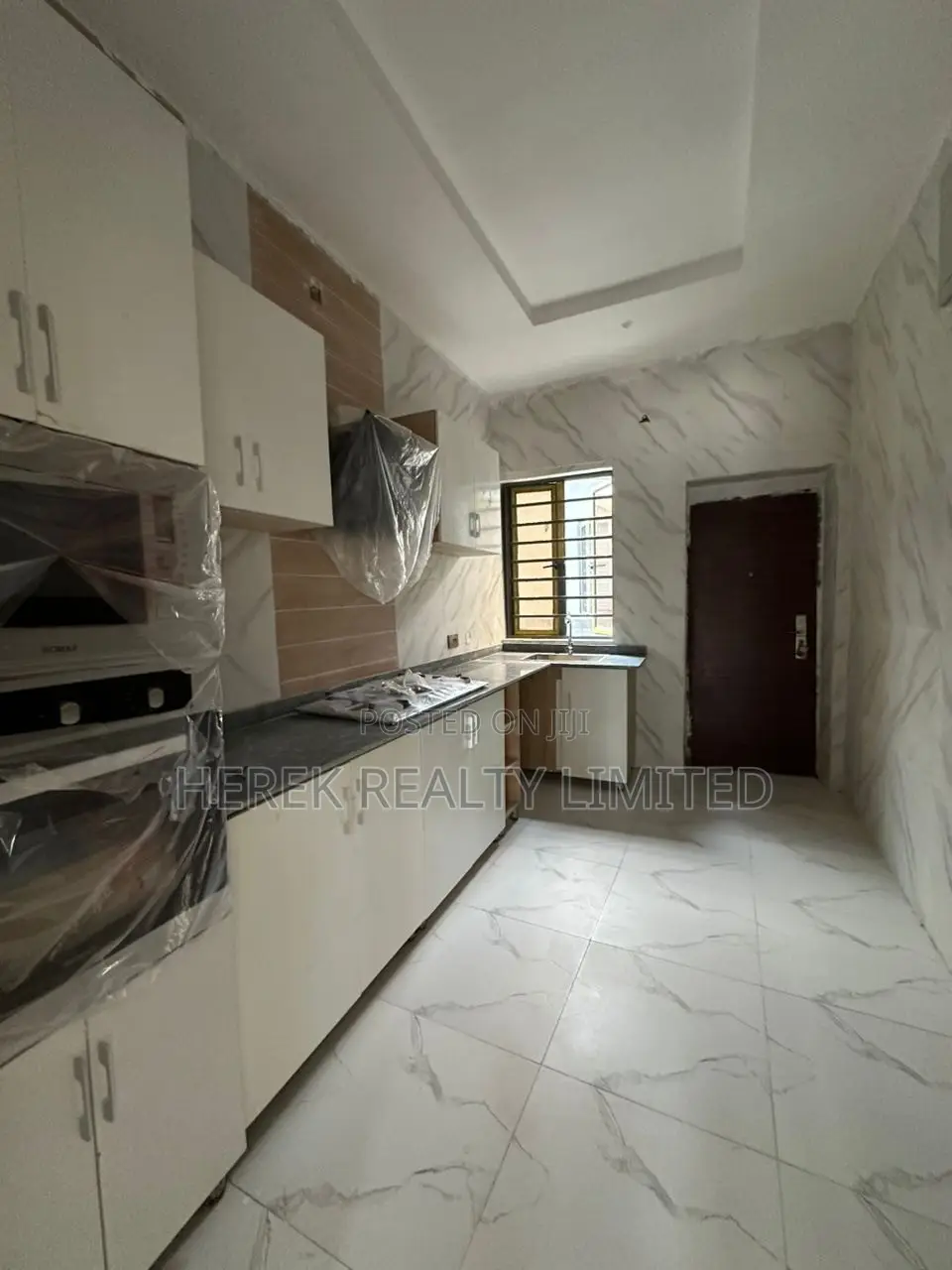 4bdrm Townhouse / Terrace in General Paint, Sangotedo for rent in Sangotedo