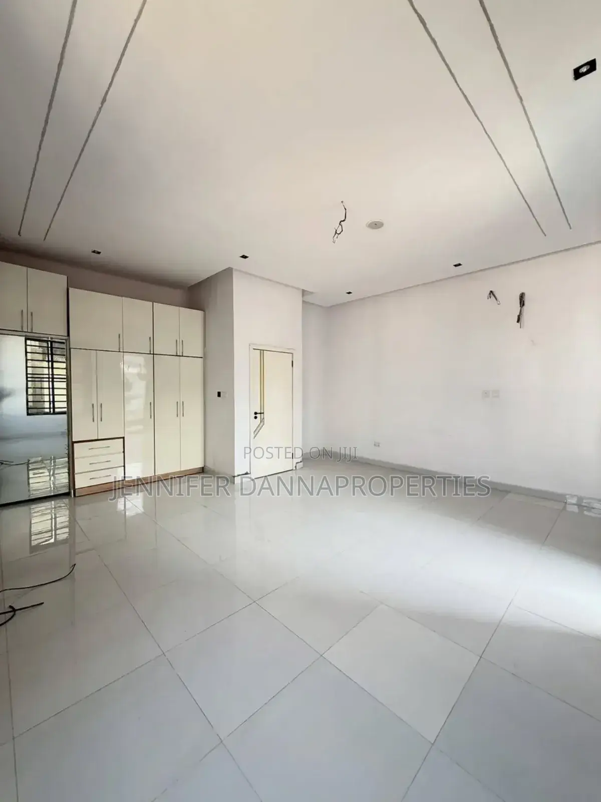 3bdrm Duplex in Sangotedo for sale in Sangotedo