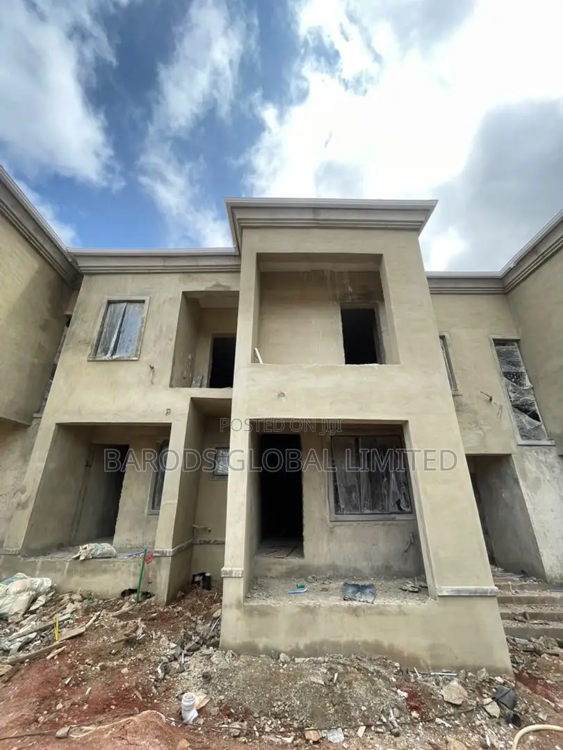 5bdrm Duplex in Osoba Hilltop Gra,, Abeokuta South for sale in Abeokuta South