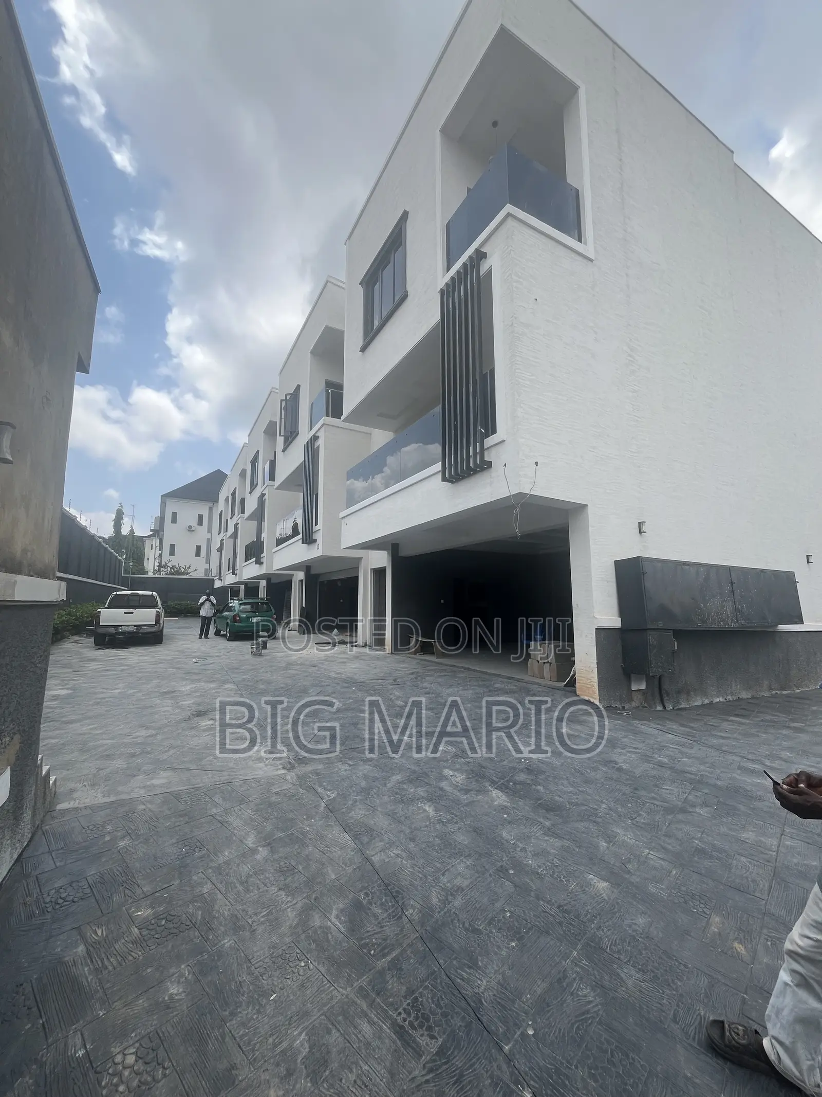 4bdrm Duplex in Guzape for sale in Guzape District