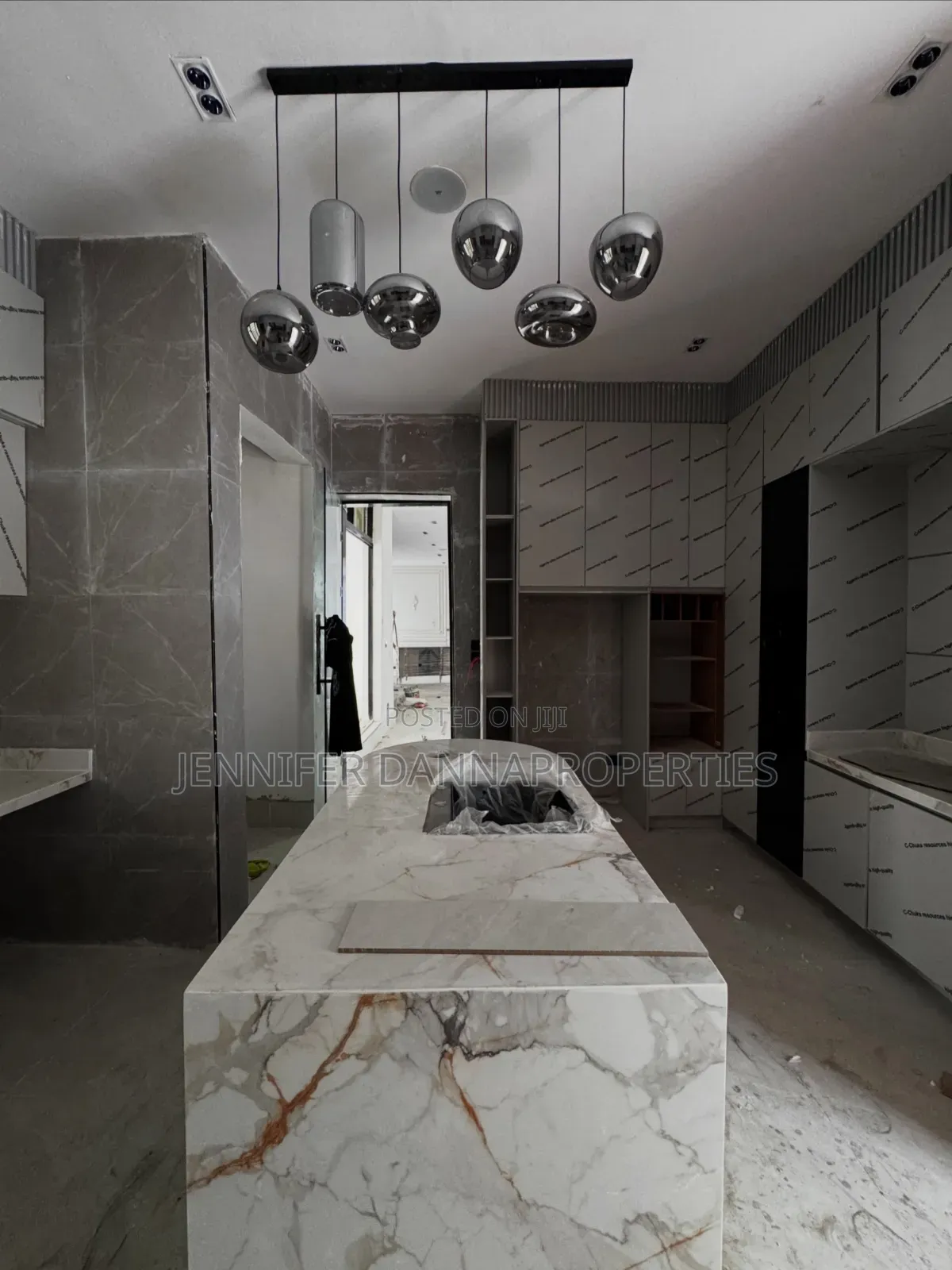 5bdrm Duplex in VGC / Ajah for sale in VGC / Ajah