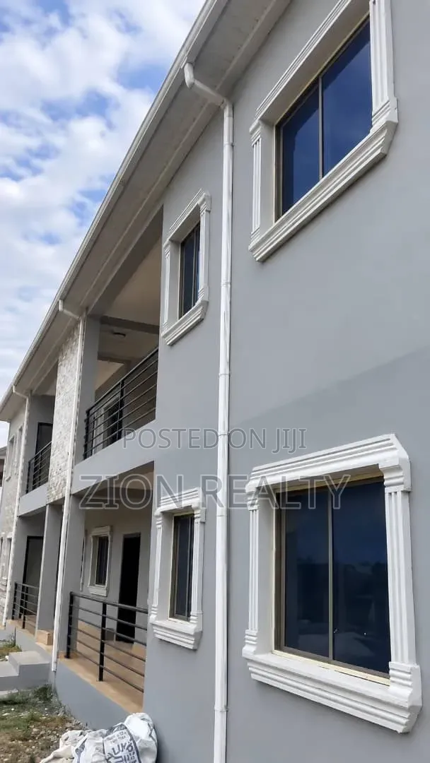 2bdrm Apartment in Eputu London, Awoyaya for rent in Awoyaya