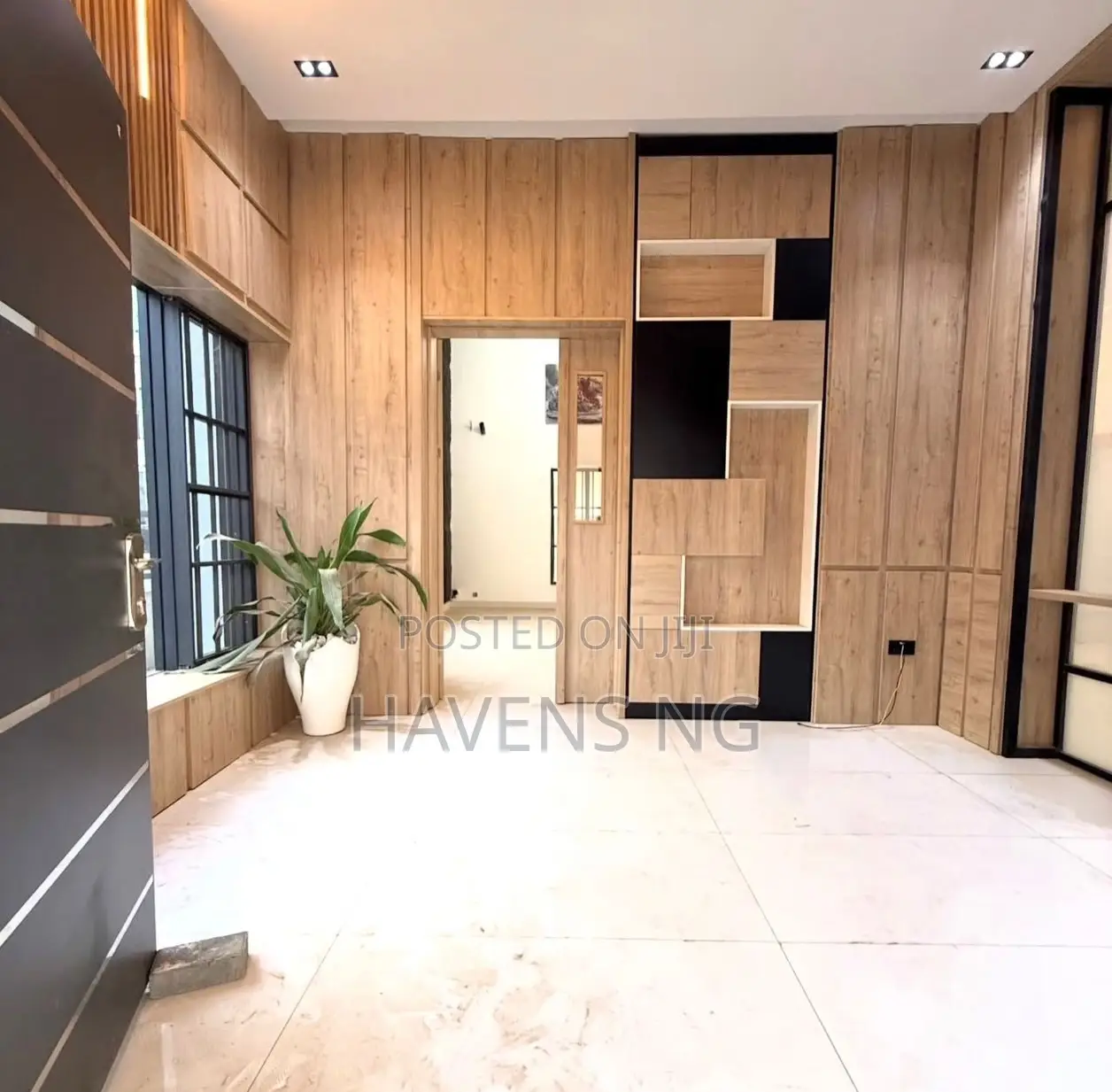 5bdrm Duplex in Gaduwa for sale in Gaduwa
