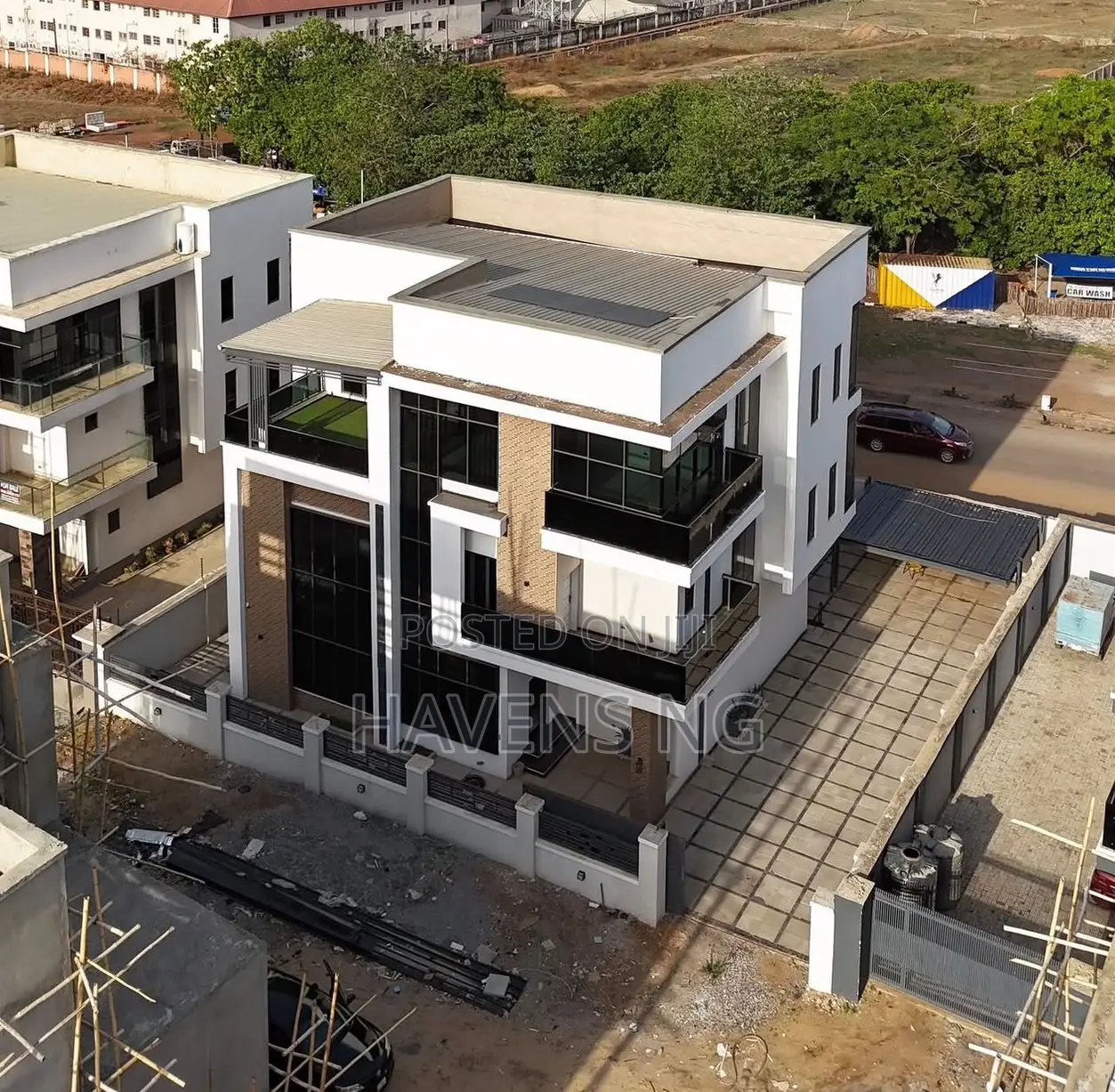 5bdrm Duplex in Gaduwa for sale in Gaduwa