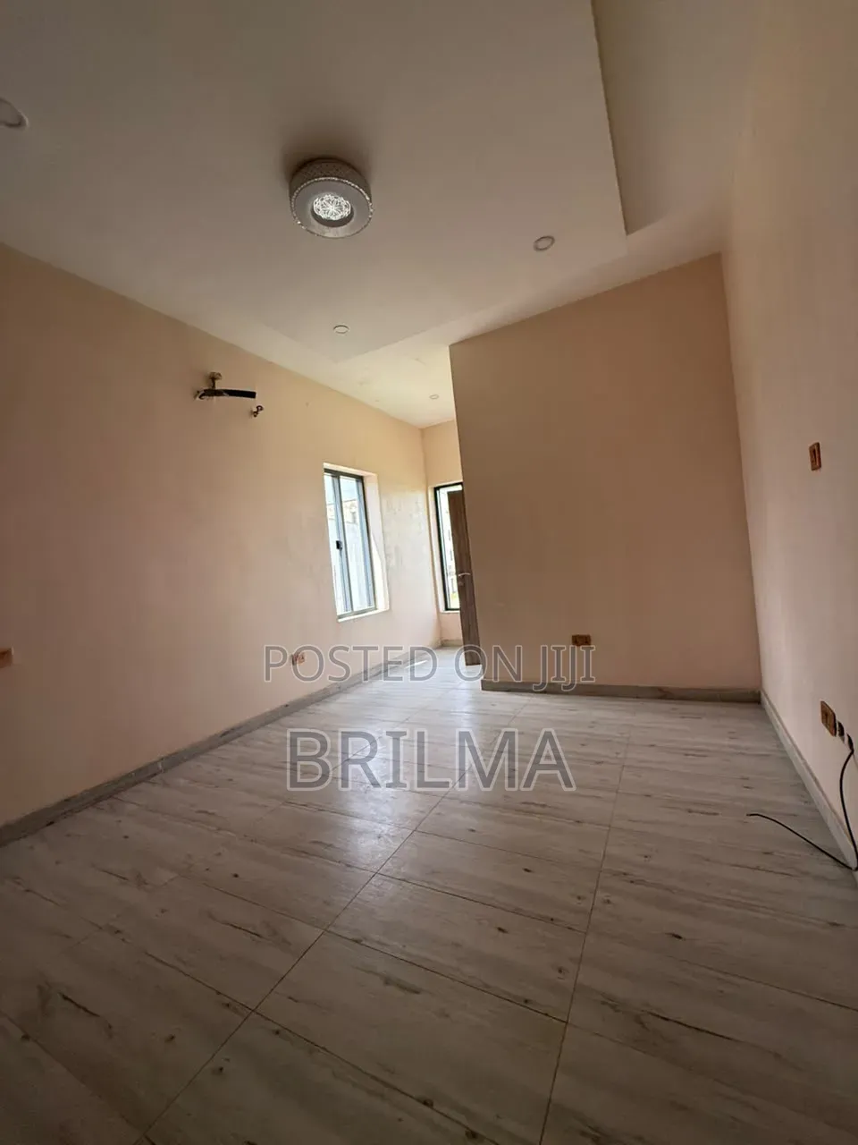 5bdrm Duplex in Guzape District for sale in Guzape District