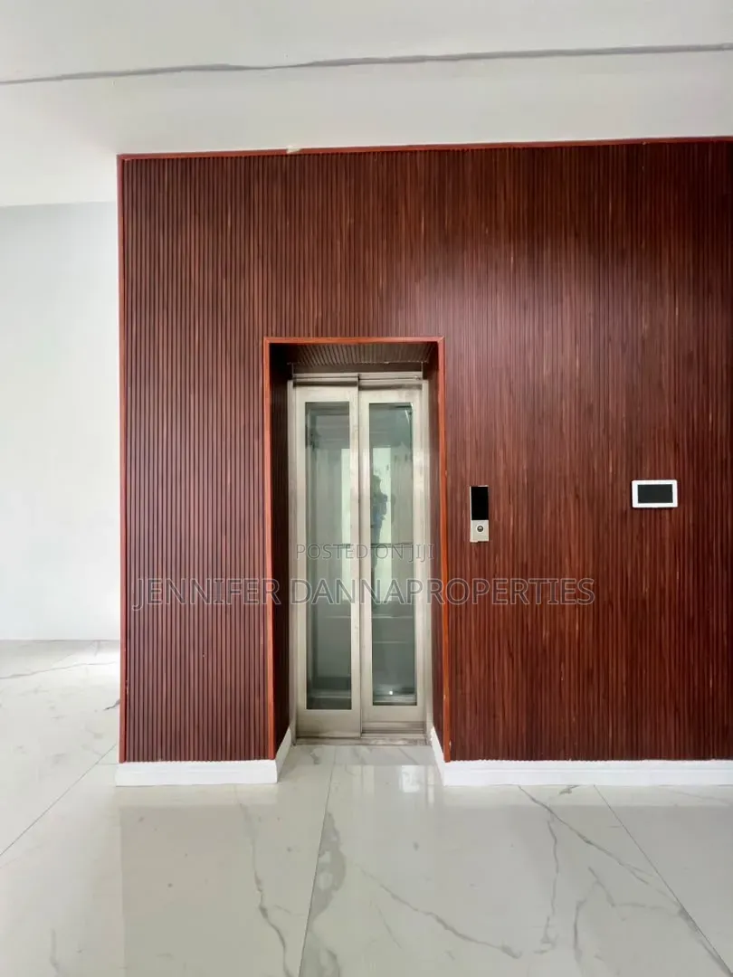 5bdrm Duplex in VGC / Ajah for sale in VGC / Ajah