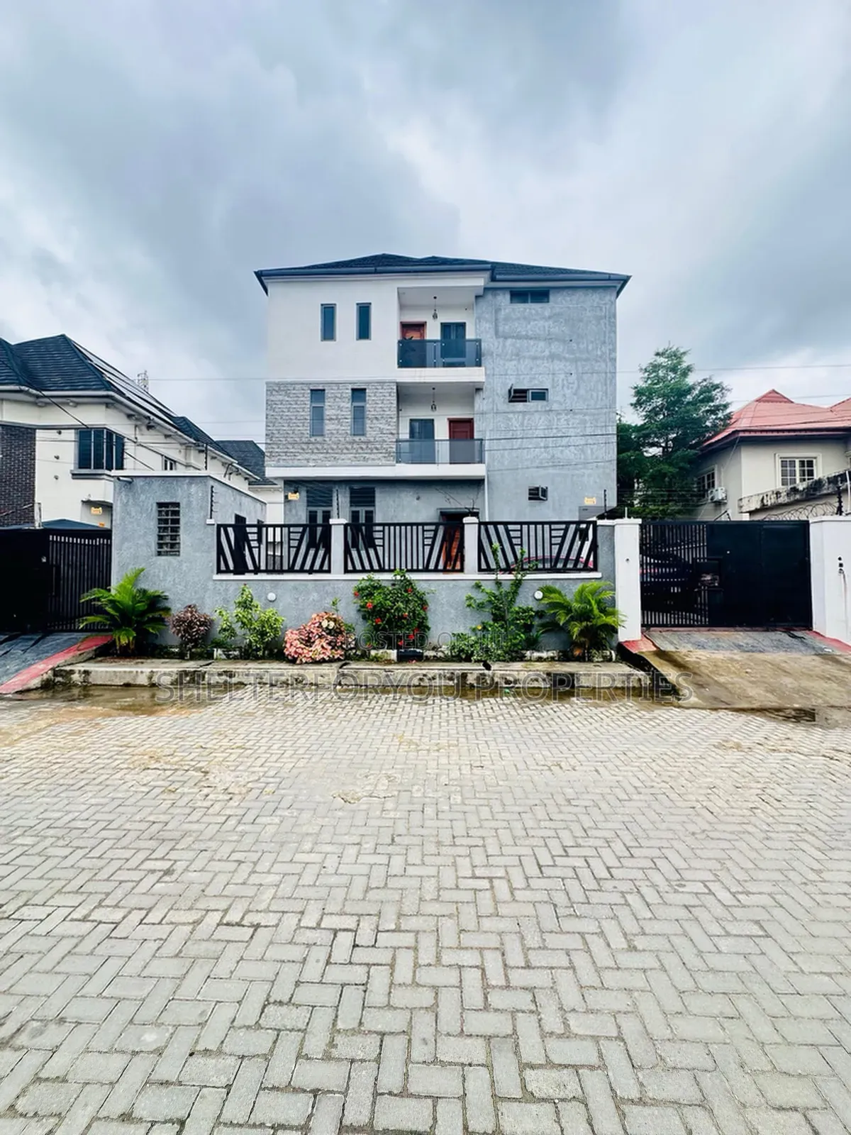 4bdrm Maisonette in Osapa london for rent in Osapa london