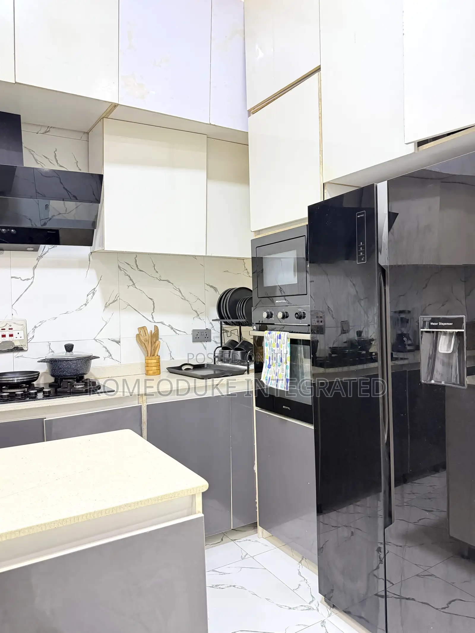 4 Bedroom Duplex for Shortlet in Lekki