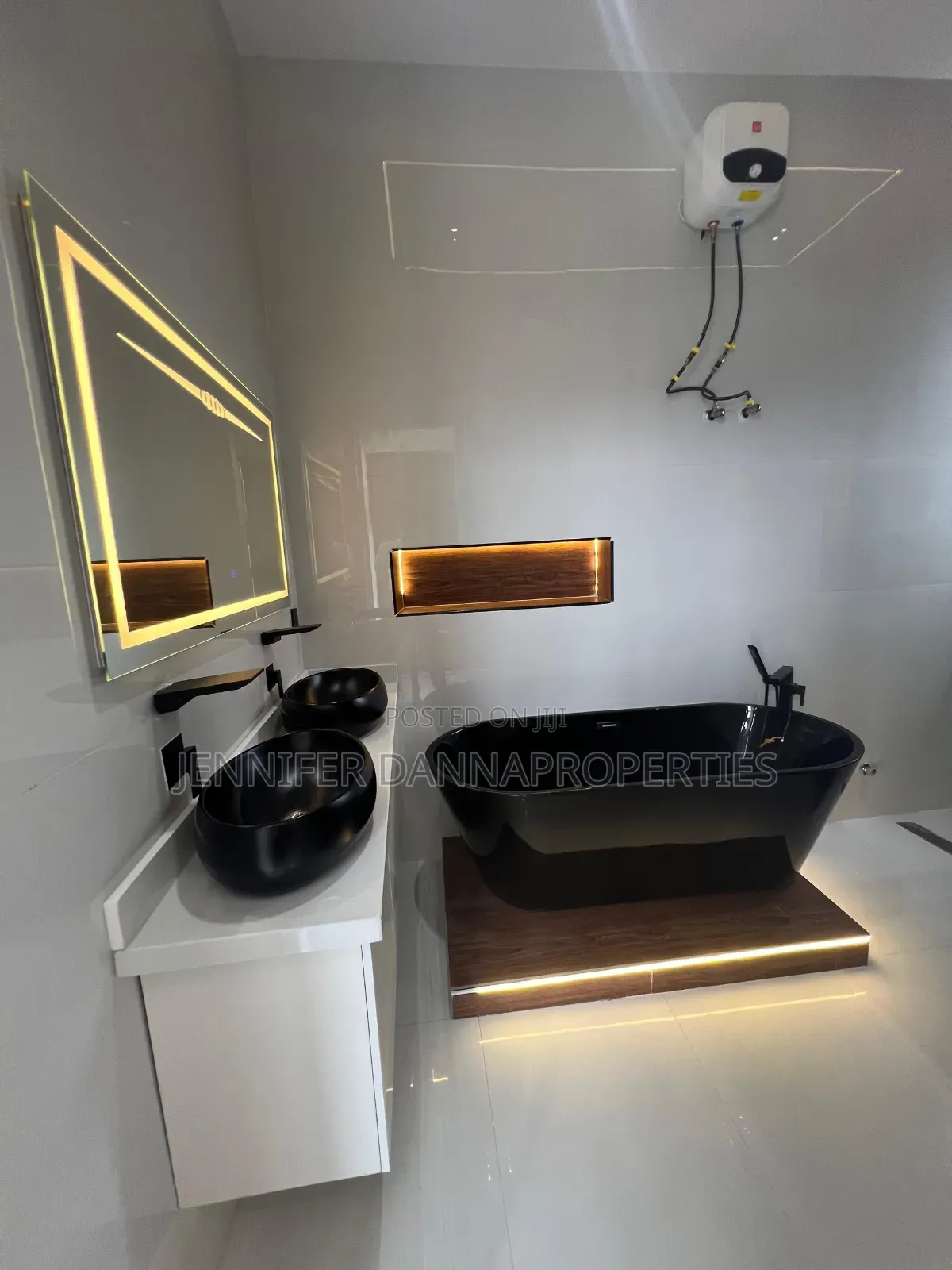 5bdrm Duplex in Sangotedo for sale in Sangotedo