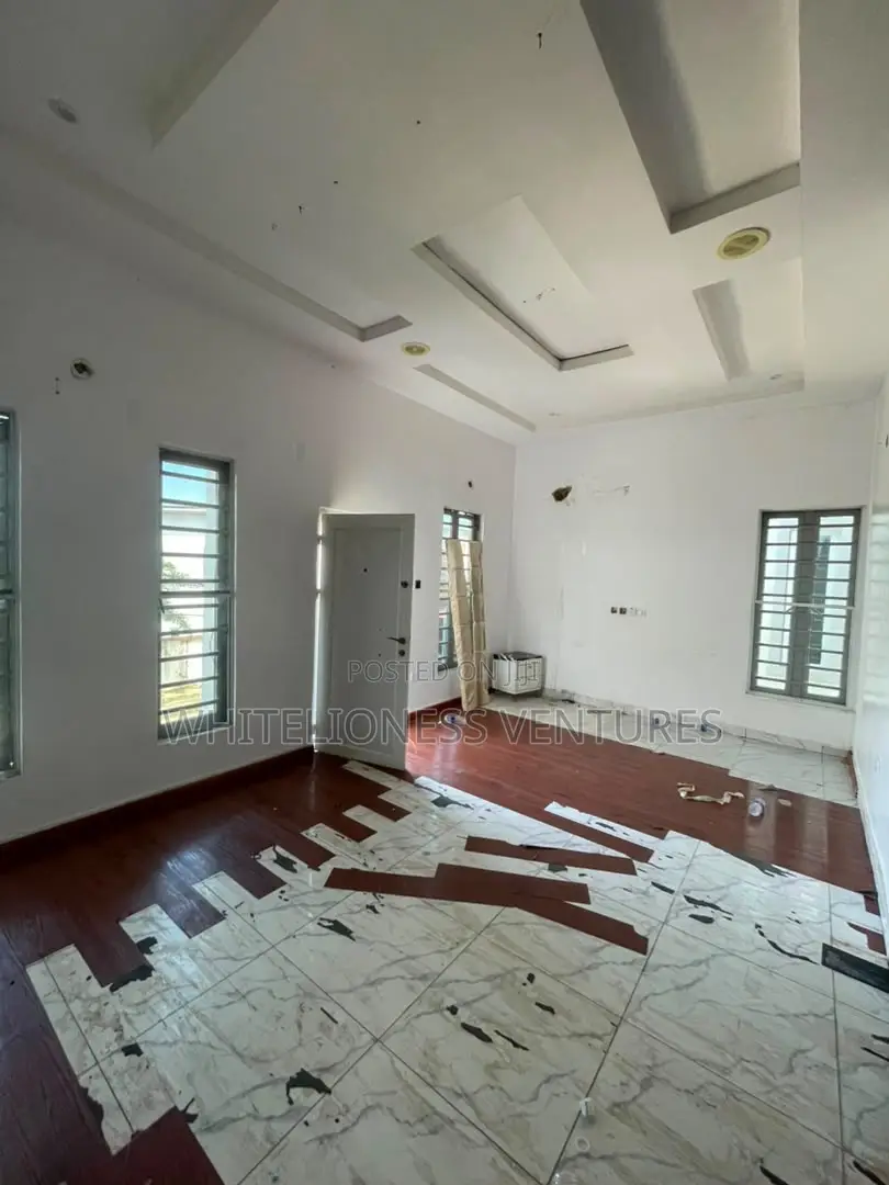 Studio Apartment in Van Daniel Estate, Lafiaji for rent in Lafiaji