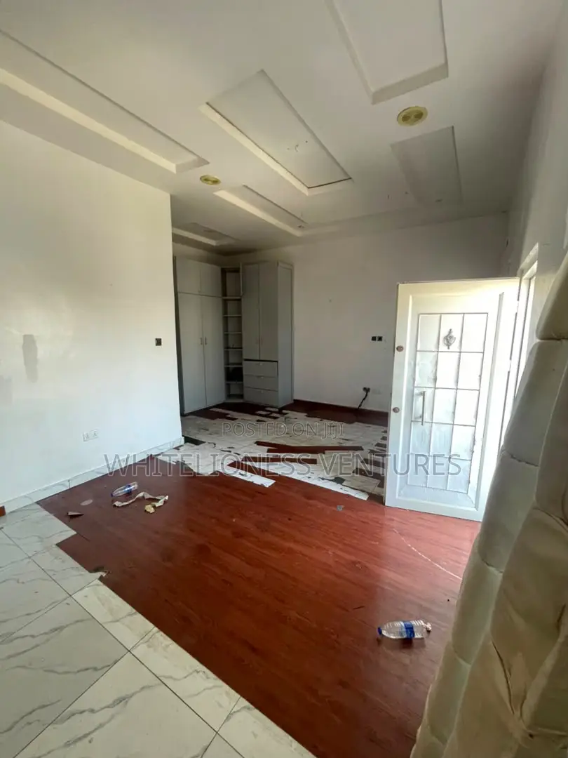 Studio Apartment in Van Daniel Estate, Lafiaji for rent in Lafiaji
