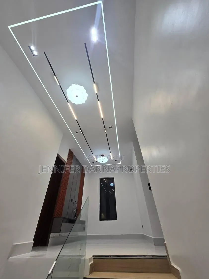 4bdrm Duplex in Ado / Ajah for sale in Ado / Ajah