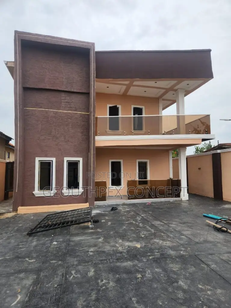 5bdrm Duplex in Heritage, Oluyole Estate for sale in Oluyole Estate
