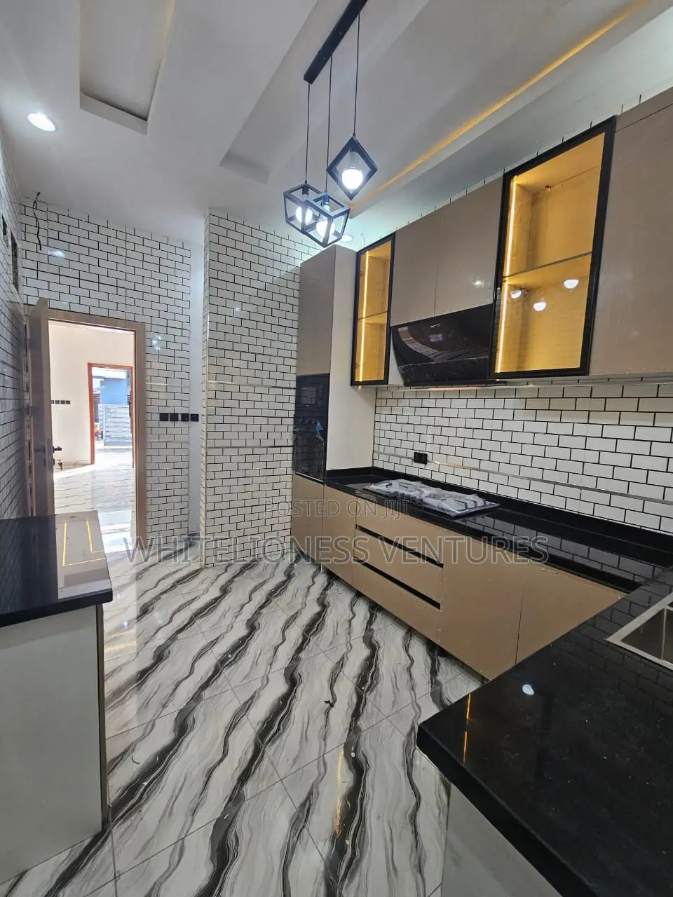 4bdrm Duplex in Ajah for sale in Oke Ira / Ajah