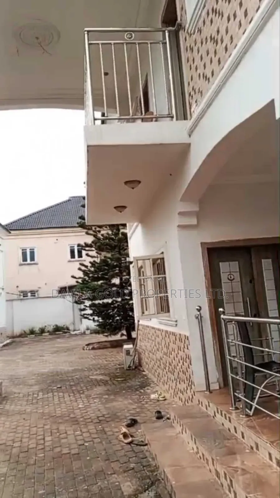 5bdrm Duplex in Benin City for sale in Benin City