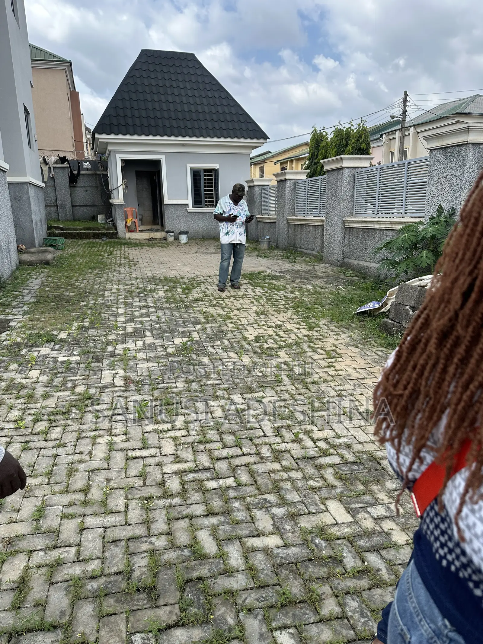 8bdrm Duplex in Life Camp,Fct Abuja for sale in Life Camp