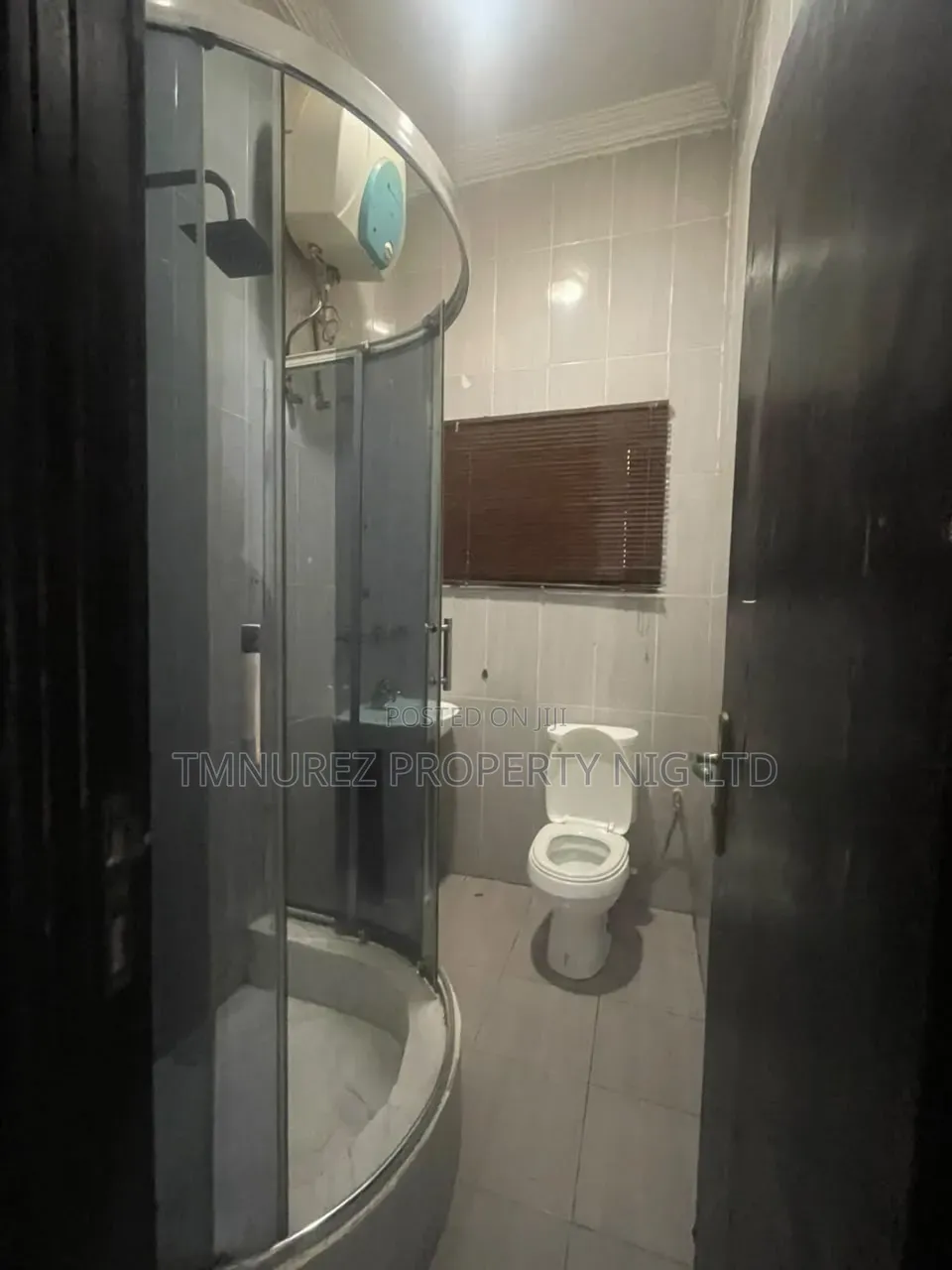 3bdrm Apartment in Chevron for rent in Chevron