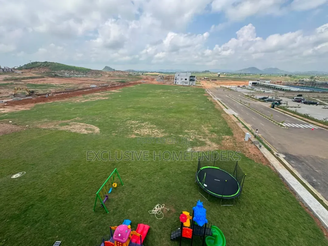 Premium Golf Resort Land With FCDA C of O – Airport Road, Abuja in Asokoro