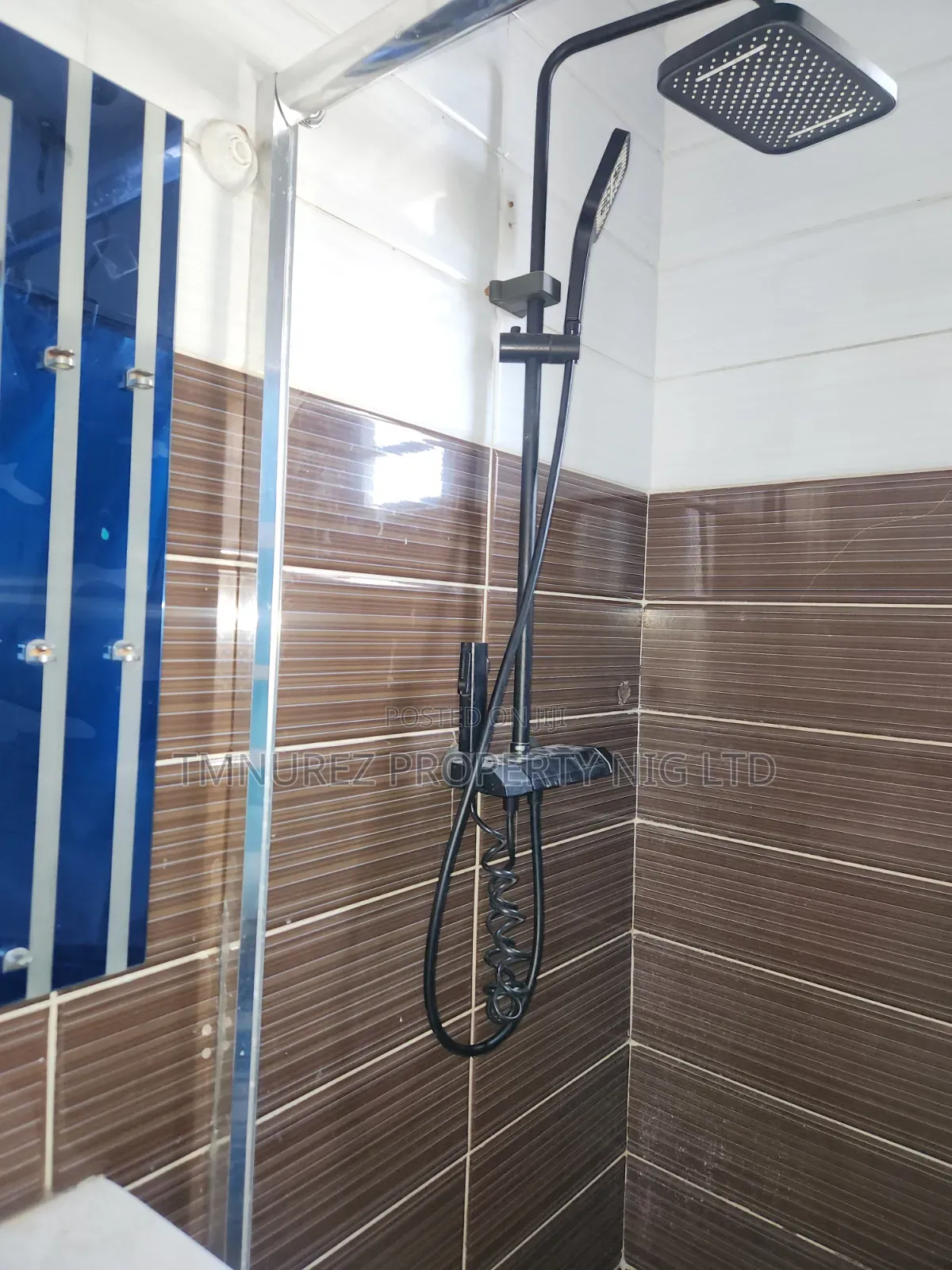 Studio Apartment in Chevron for rent in Chevron