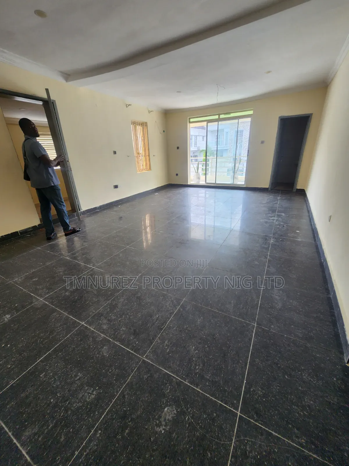 3bdrm Apartment in Chevron for rent in Chevron